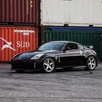 Black 2005 Nissan 350Z on Silver/Chrome Nismo LM GT4