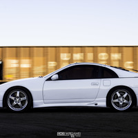 White 1990 Nissan 300ZX on Silver/Chrome 5zigen 5ZR Copse