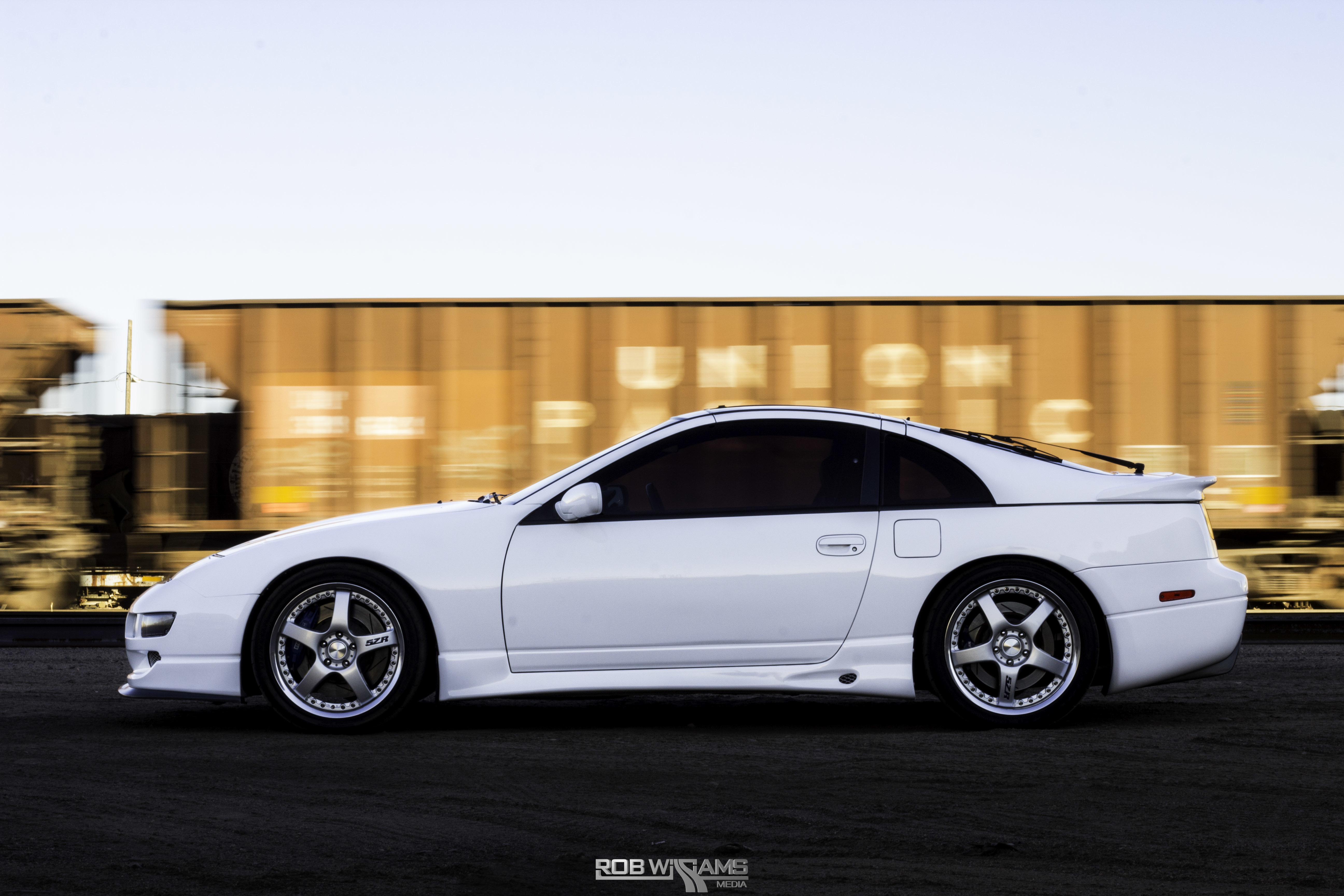 1990 Nissan 300ZX on 5zigen 5ZR Copse